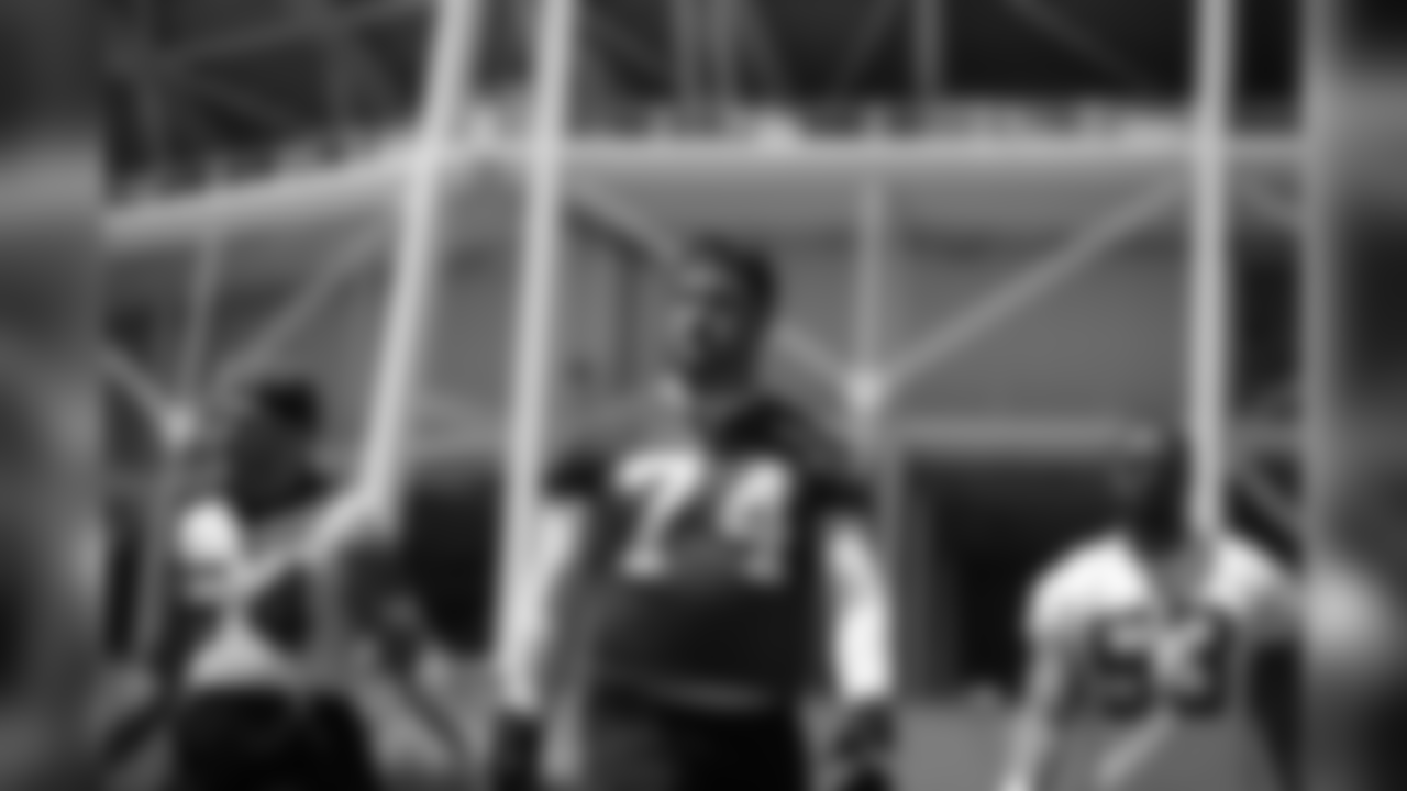 T Joe Staley