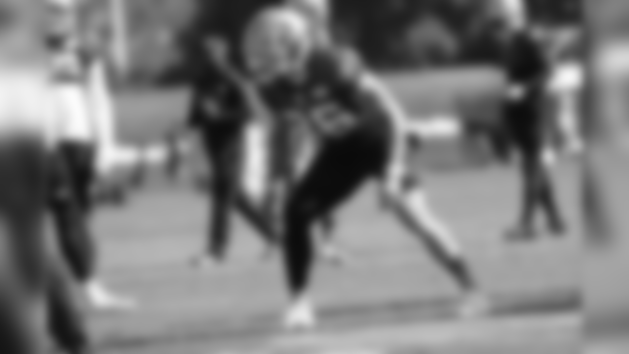 LS/TE Kyle Nelson