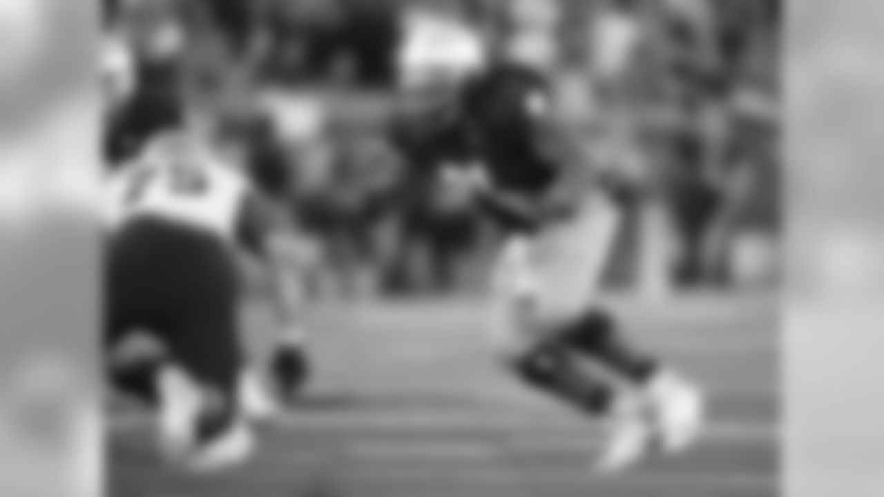 DL Sheldon Day, Notre Dame