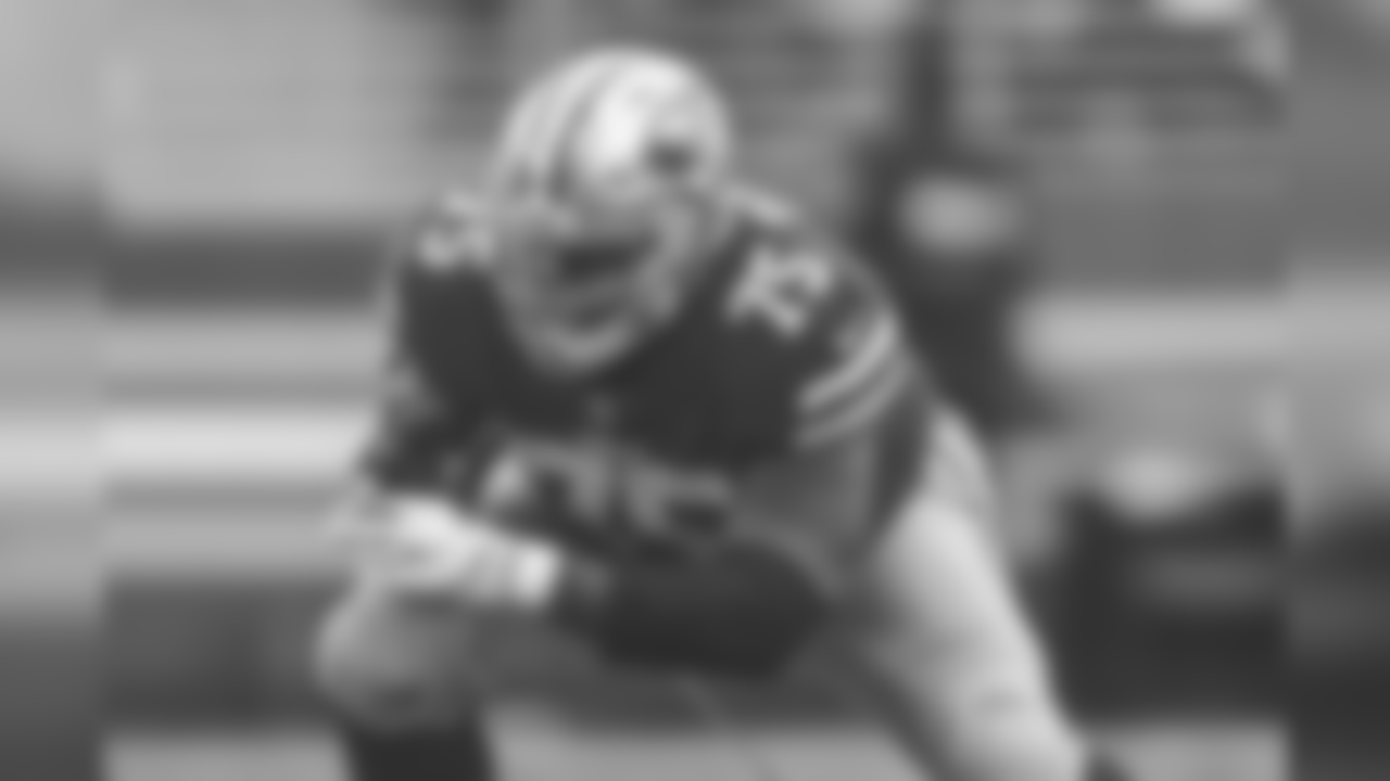 OL Laken Tomlinson
