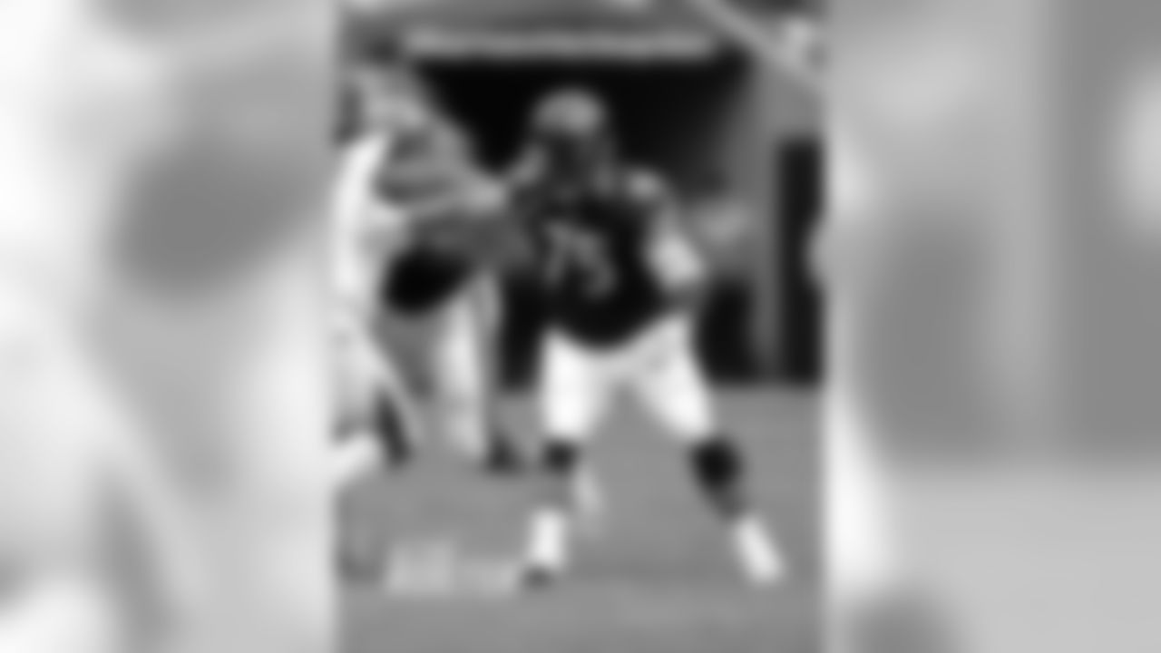 OG Kyle Long