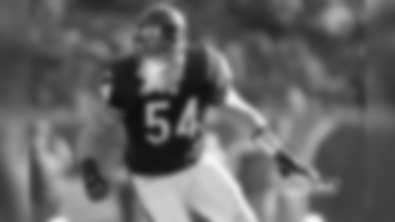 Brian Urlacher
Favorite player of: Adam Shaheen, Chase Daniel, Deon Bush, Nick Kwiatkoski