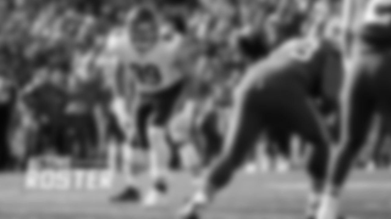 OLB Aaron Lynch