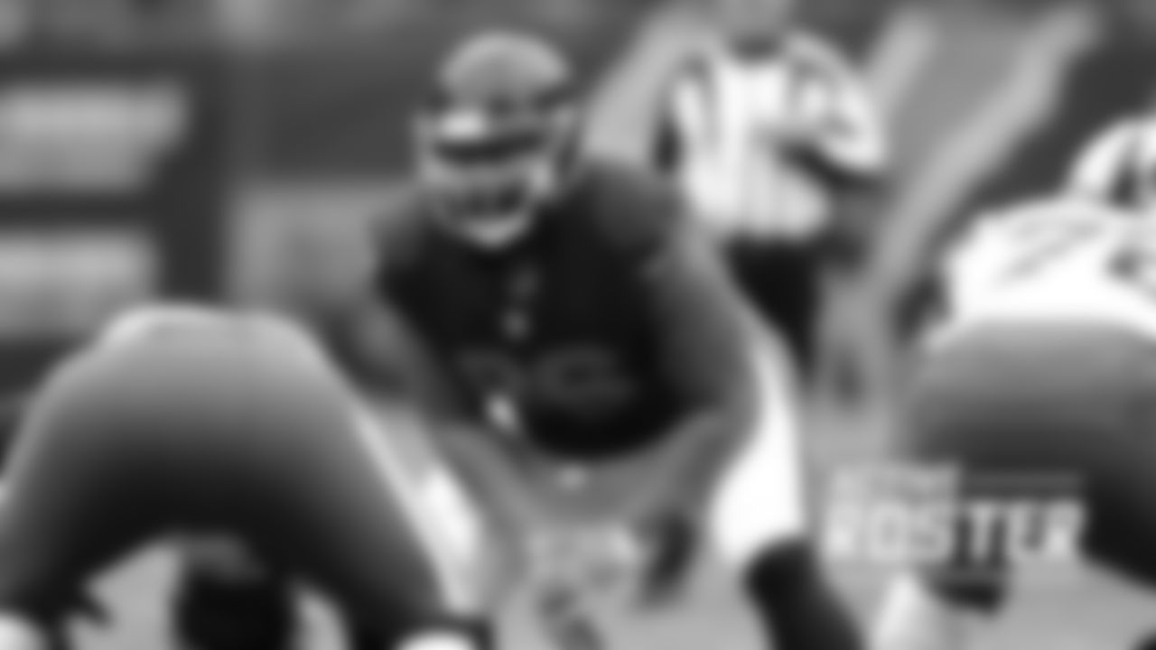 DT Akiem Hicks