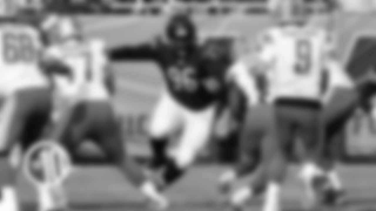 (4) Akiem Hicks
The heart and soul of the Bears defense has recorded 29 tackles, three sacks, three forced fumbles, nine quarterback hits and four tackles-for-loss this season.