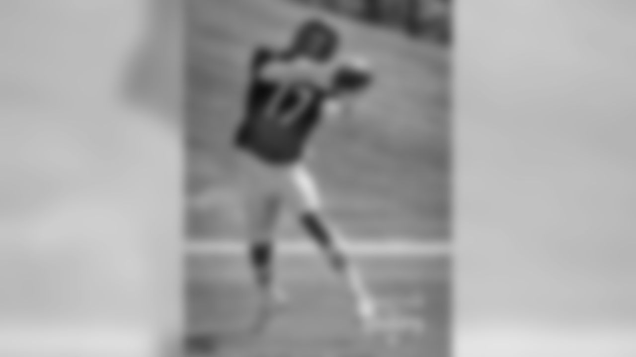 WR Anthony Miller