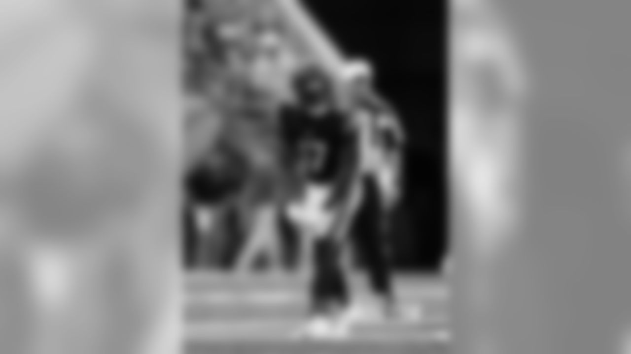 WR Anthony Miller