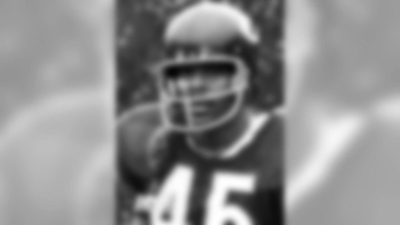 65. Dick Gordon, WR
1965-71