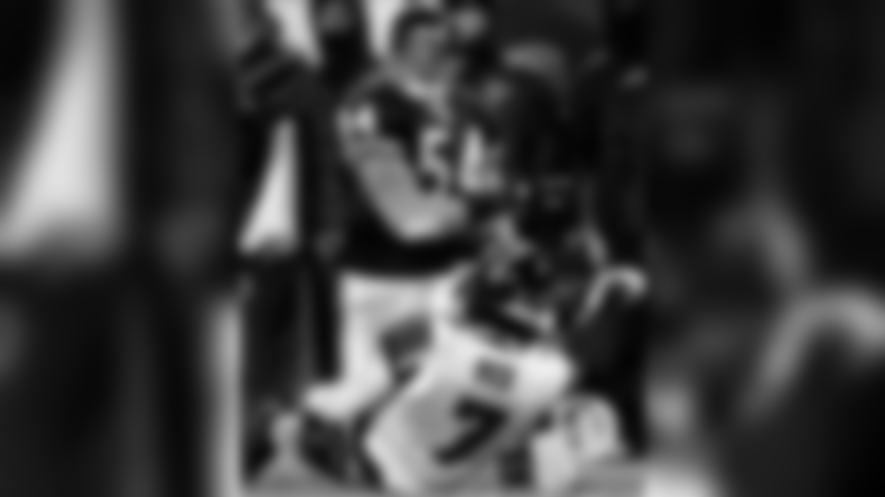 2. December 18, 2005 - Bears 16, Falcons 3. On a frosty Sunday night, the Bears defense made sure that Michael Vick (No. 1 in 2001) didn't heat up. Vick was held to 122 passing yards and 35 rushing yards, and also threw a pair of interceptions.