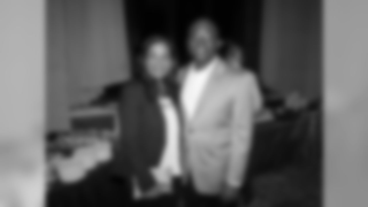 Mayor Byron Brown and Michelle Brown at the Thurman Thomas Jersey Retirement Gala
PicSix Creative
Buffalo, NY
October 28, 2018.
Photo by Sara Schmidle
