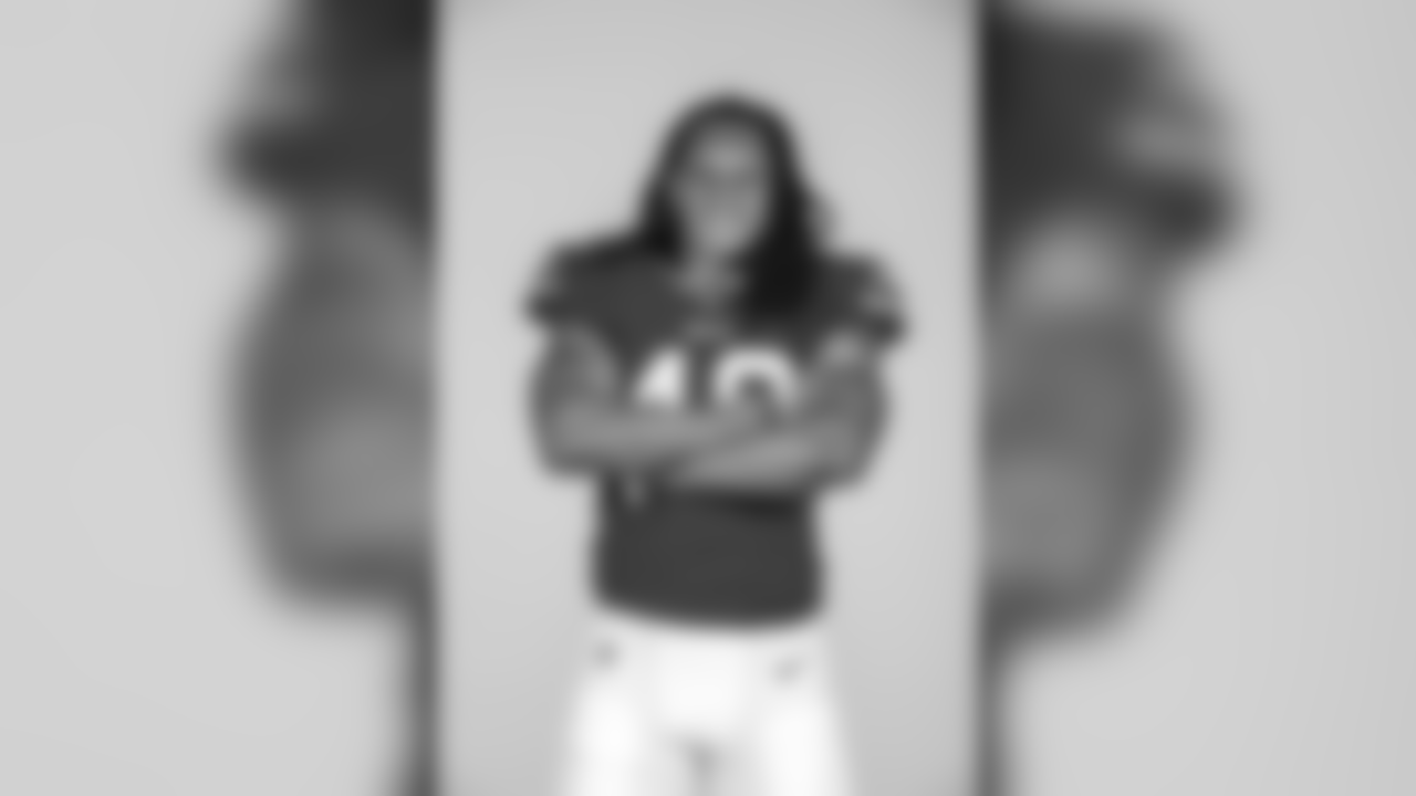 LB Tremaine Edmunds, No. 49