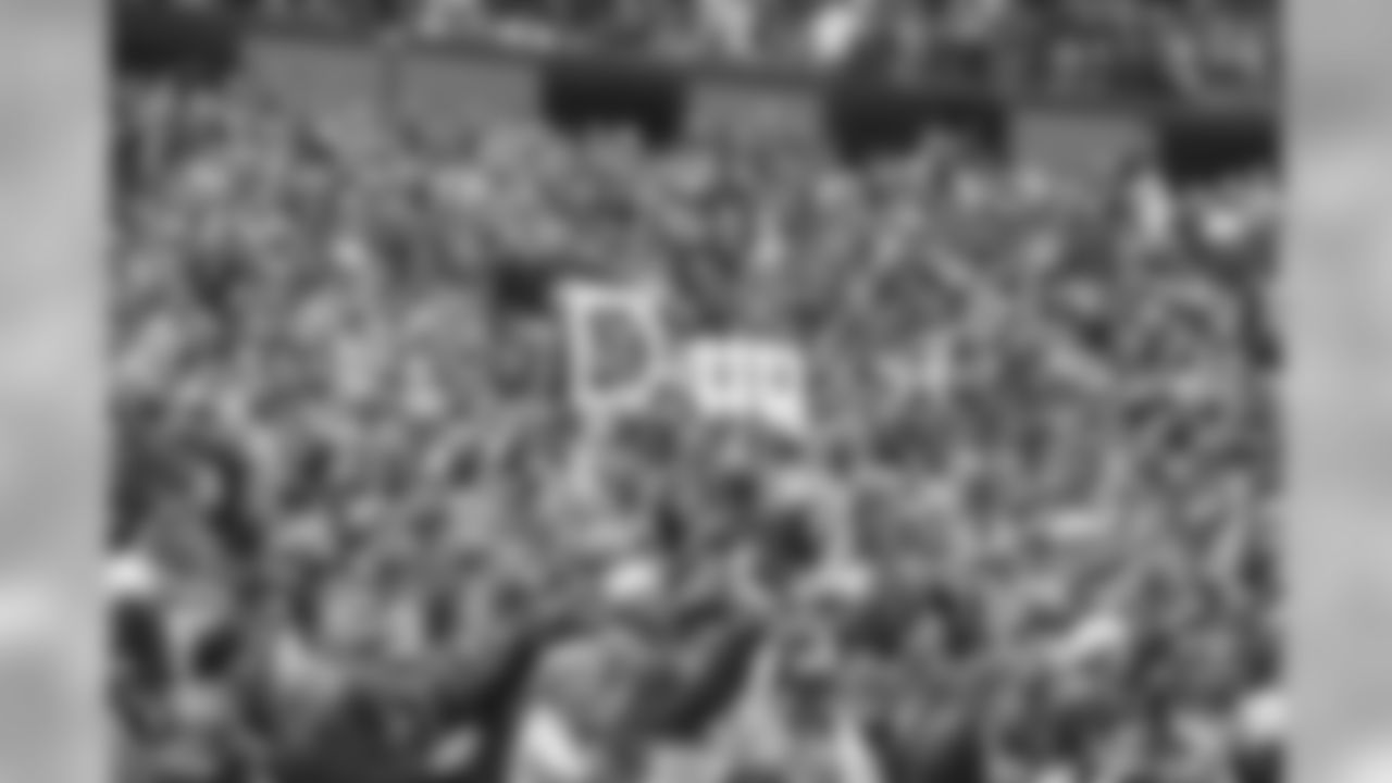 Buffalo Bills vs Tennessee Titans at New Era Field, October 7, 2018. Photo by Sara Schmidle
