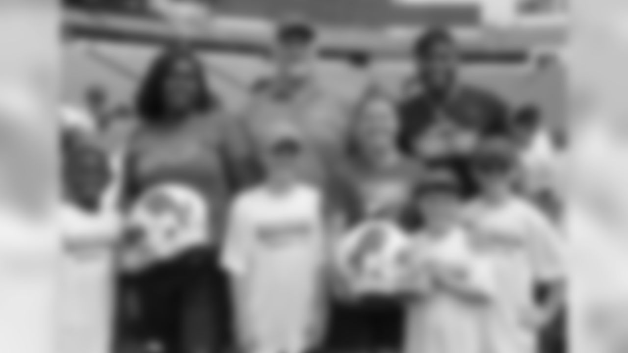Buffalo Bills Protection Tour 2018
PicSix Creative
Rochester, NY
August 3, 2018.
Photo by Sara Schmidle