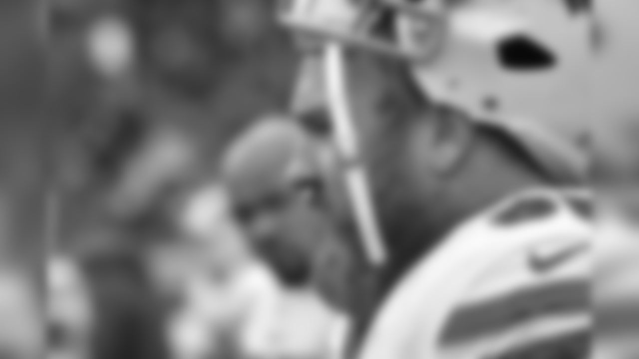 DT Kyle Williams (No. 95)