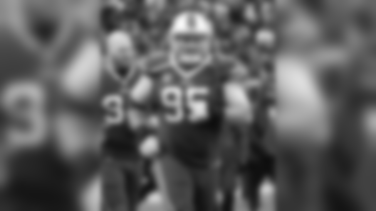 Buffalo Bills defensive tackle Kyle Williams (95) Buffalo Bills vs Miami Dolphins at New Era Field, December 30, 2018. Photo by Sara Schmidle