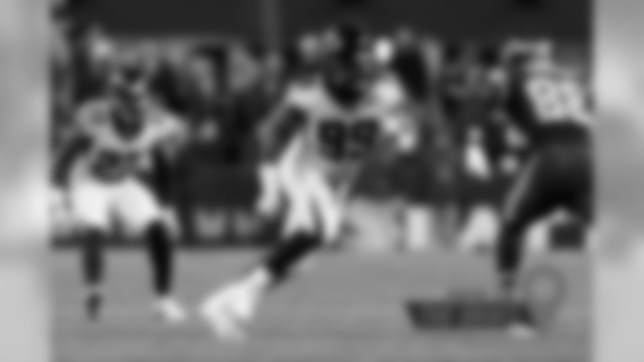 After missing 28 games to injuries in his first four seasons, Clayborn has played in all but three games over the last three seasons with the Falcons, and he hits the market off of a career-high 9.5 sacks last year in a rotational role. At 280 pounds, Clayborn projects better to a 4-3 alignment than a 3-4 scheme. (Ryan Kang/AP Images)