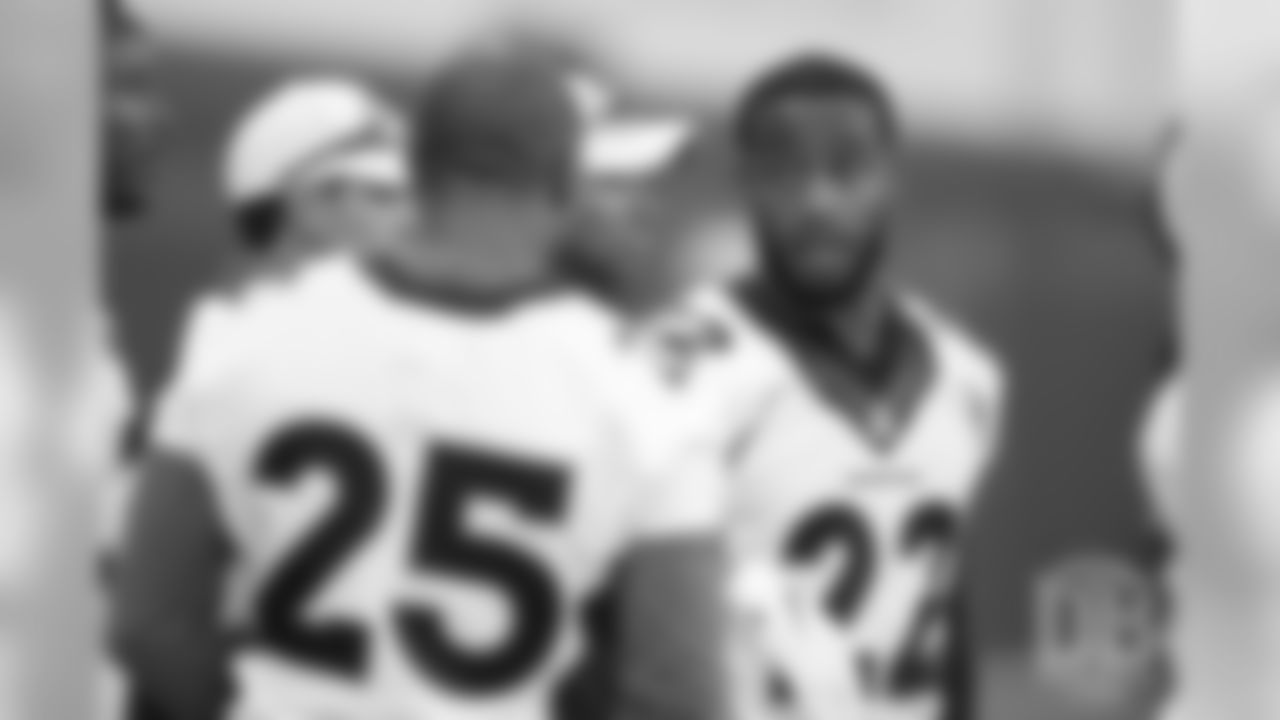 Kareem Jackson during the first practice of mandatory minicamp on June 4, 2019.