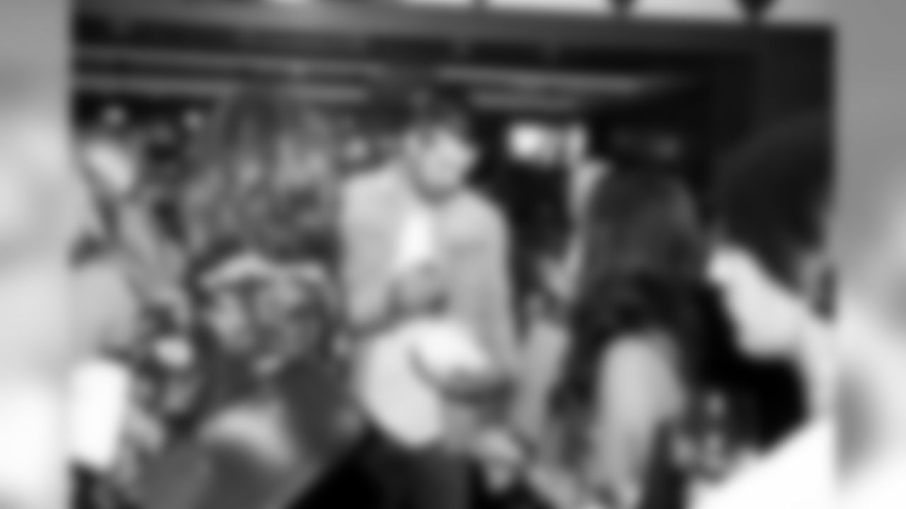 180918_HarrisCoats_1