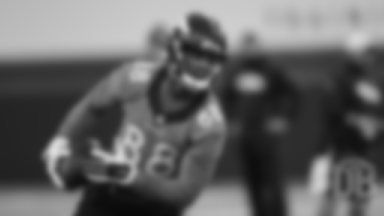 Tryout tight end Johnathan Howard during the first day of rookie minicamp practice on May 10, 2019.