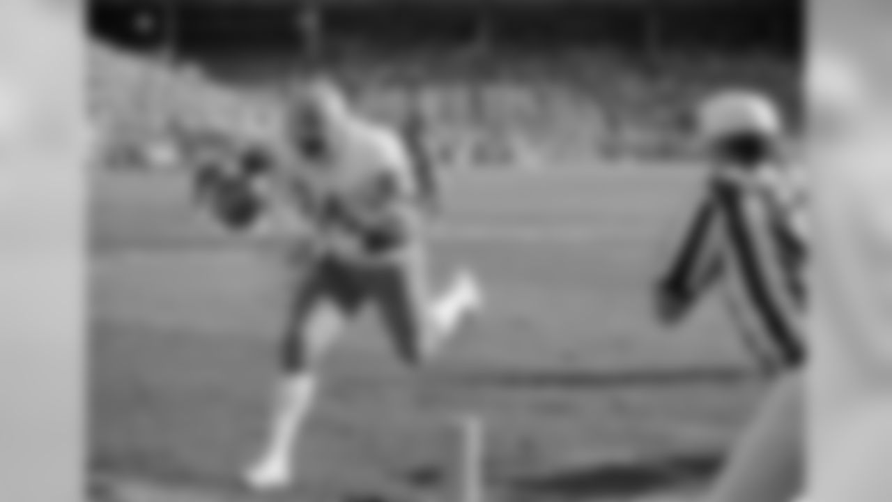 Otis Armstrong dashes into the end zone all alone to score a touchdown in a game against the San Francisco 49ers in San Francisco on Nov. 18, 1979. It was a 12-yard touchdown pass from quarterback Craig Morton.
