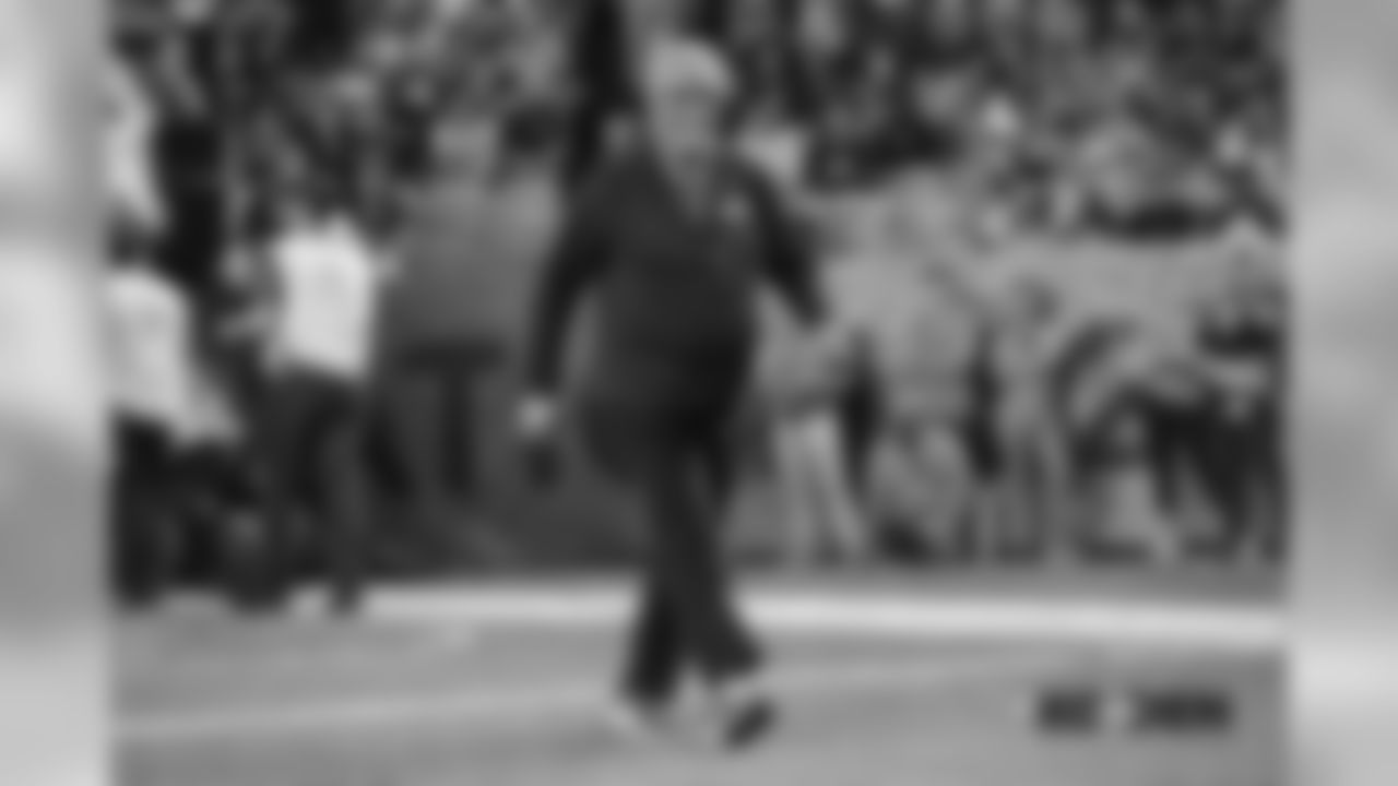 Ring of Fame former halfback/kicker Gene Mingo during the Ring of Fame recognition show at halftime during the game against the Kansas City Chiefs at Broncos Stadium at Mile High on October 1, 2018.