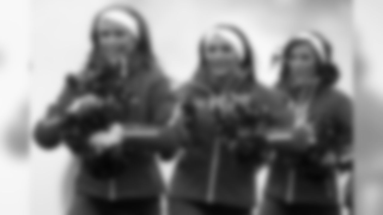 171231, Denver Broncos, DBC, Cheerleaders, 2017, KCC Gabriela