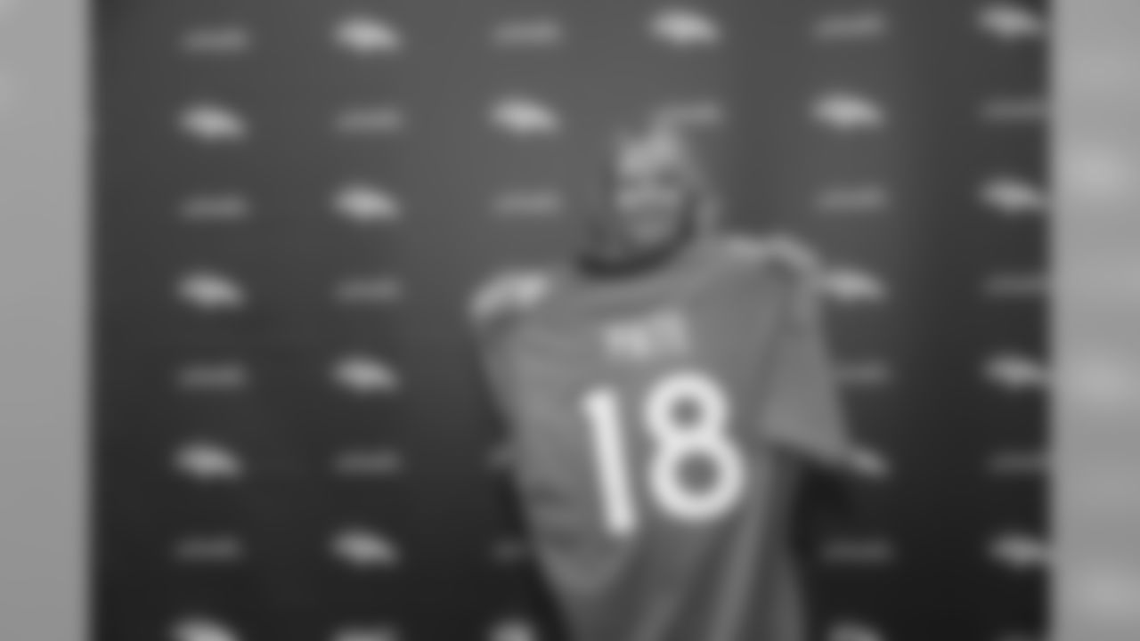 Denver Broncos partner Signing Day at UCHealth Training Center in Centennial, CO, August 21, 2018.
Photo by Gabriel Christus