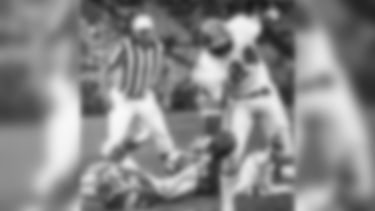 Back in 1974, the Broncos faced the Colts for the first time, back when they were located in Baltimore. Running back Otis Armstrong ran for 110 yards and a touchdown in the 17-6 win.
