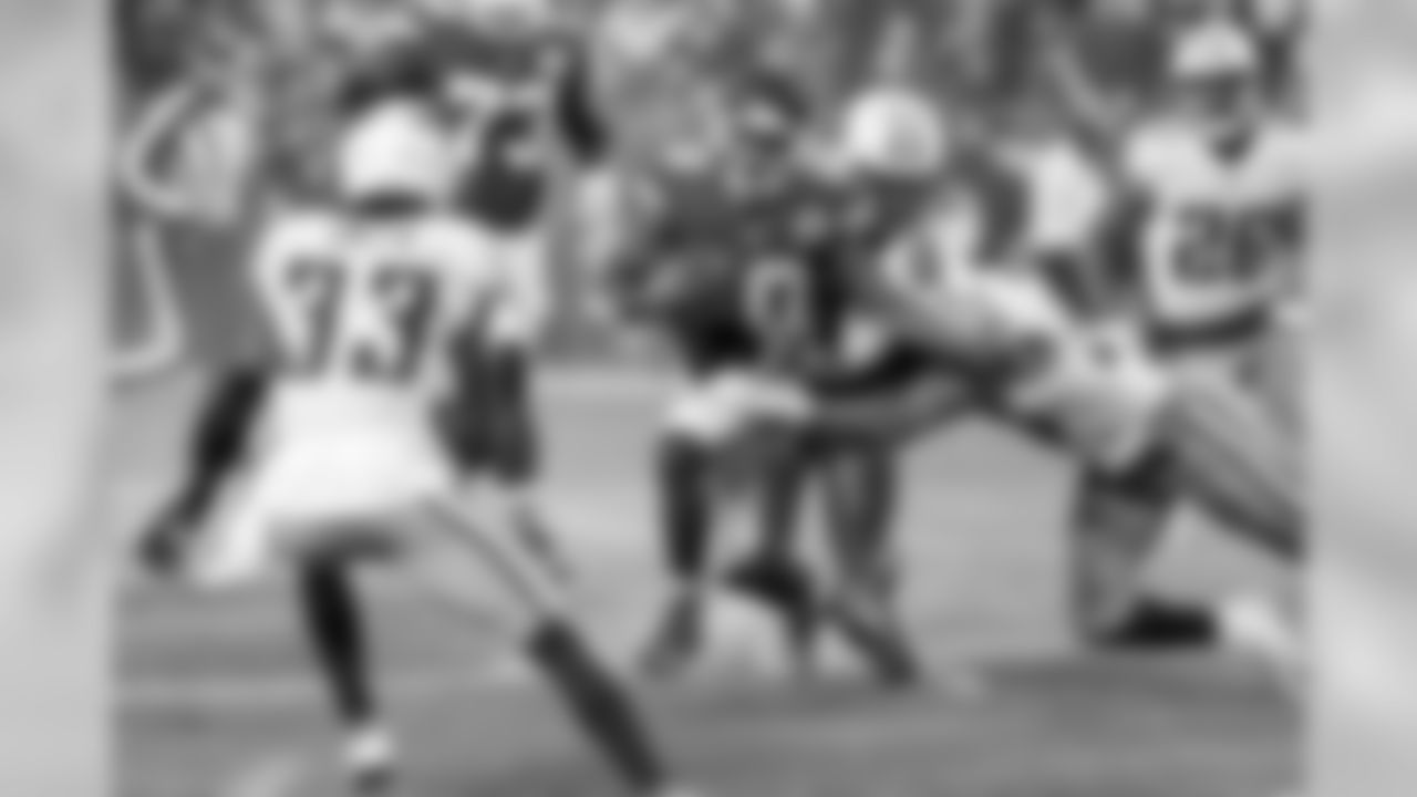If it's the Chiefs, it must be in prime time -- or so it seems. This will mark the sixth consecutive season in which at least one of the Broncos-Chiefs games takes place in prime time, with ESPN airing this game on "Monday Night Football." The teams have split the six prime-time games in that span. Denver is also looking to snap a three-game home losing streak -- and a five-game overall skid -- against the Chiefs.
(G. Newman Lowrance via AP)