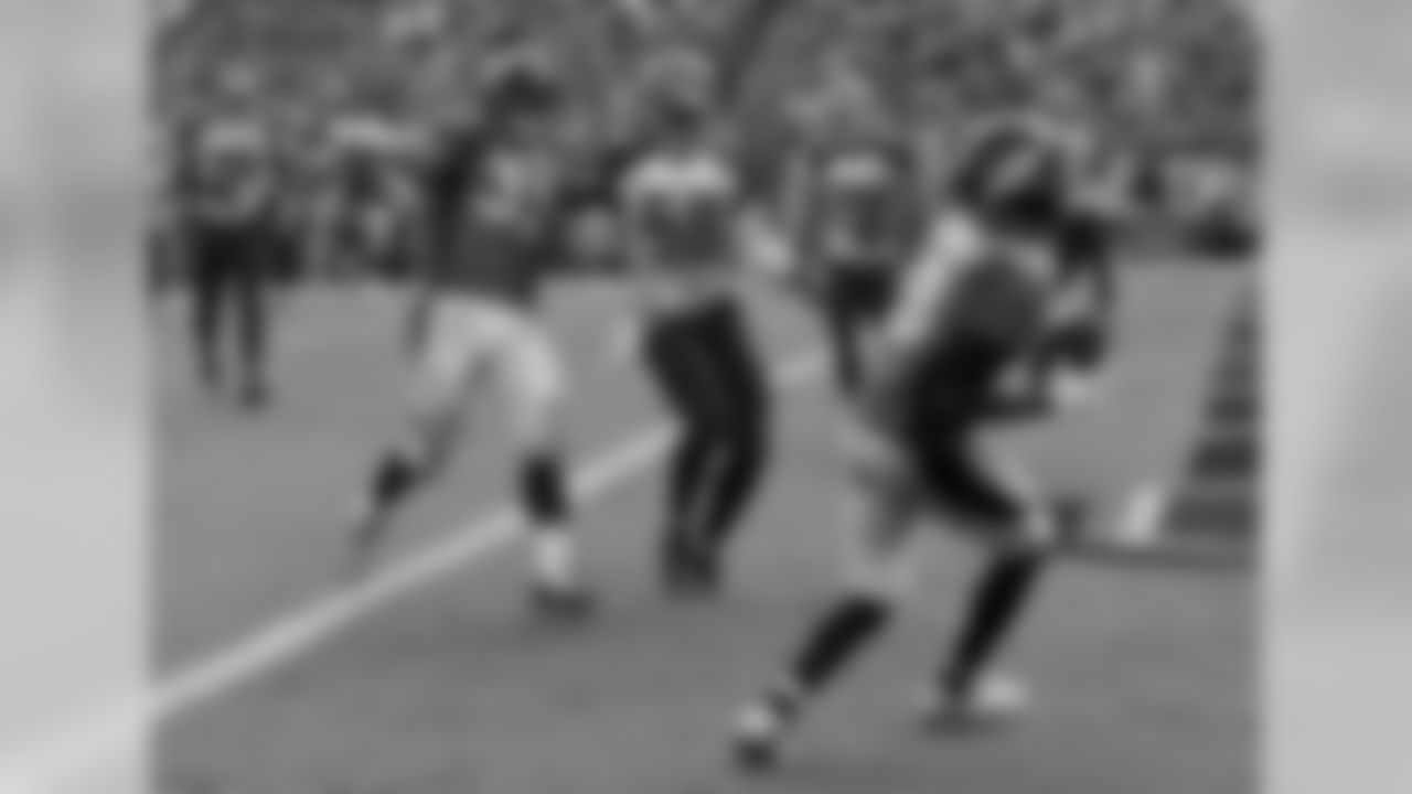 Emmanuel Sanders 5-yard reception from Paxton Lynch