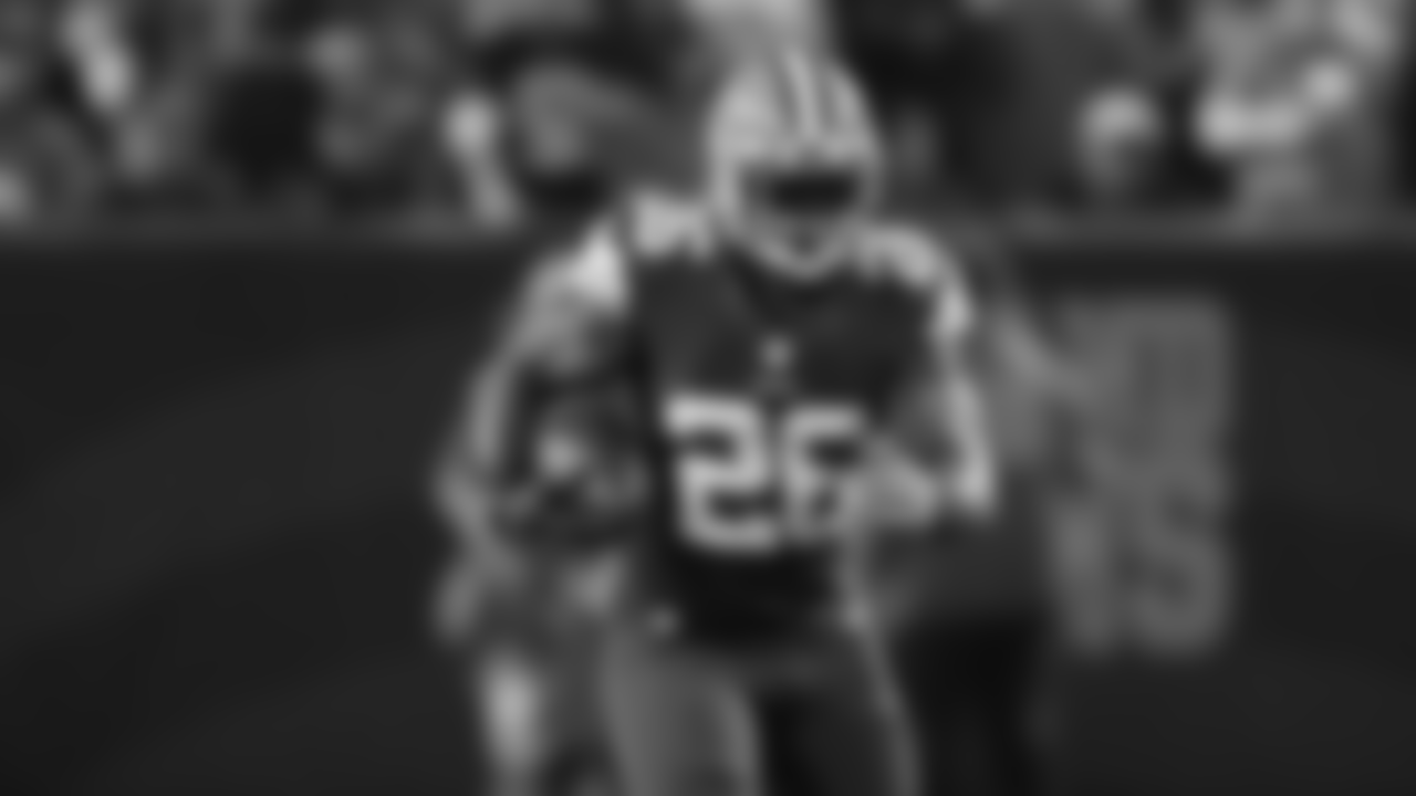 The Browns broke out the all-brown look for the first time in franchise history for a Thursday night game against the Buffalo Bills in 2013.