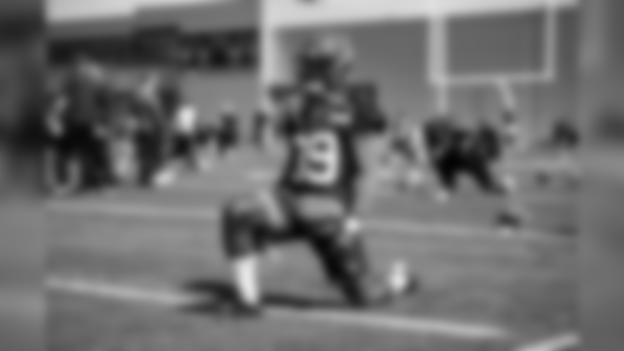 Cornerback Terrance Mitchell (39)
