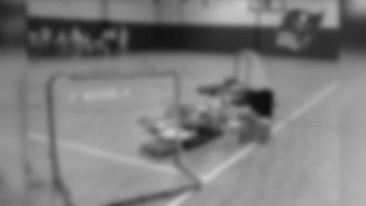 190510_MC_BucsDayOfServiceWEB_0117