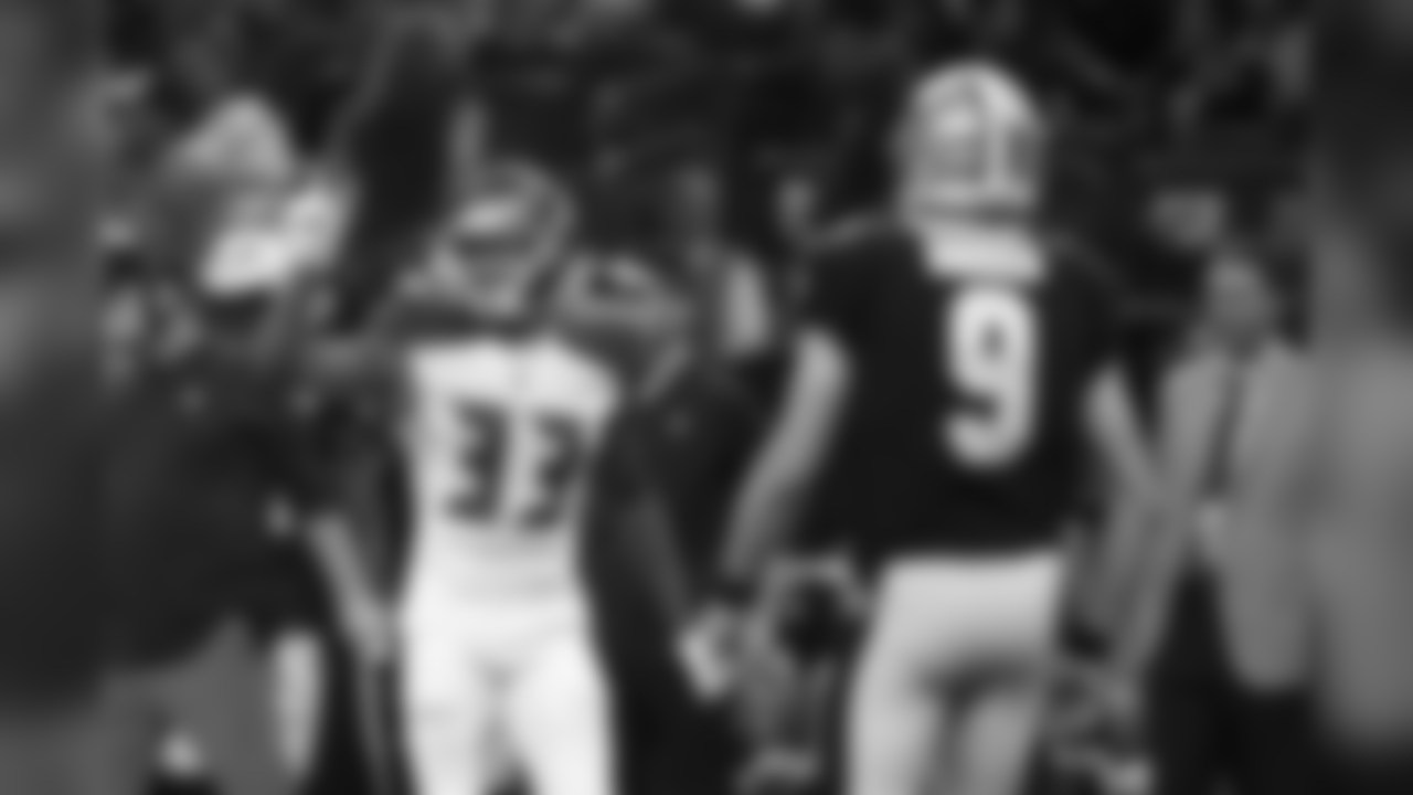 CB Carlton Davis, No. 33