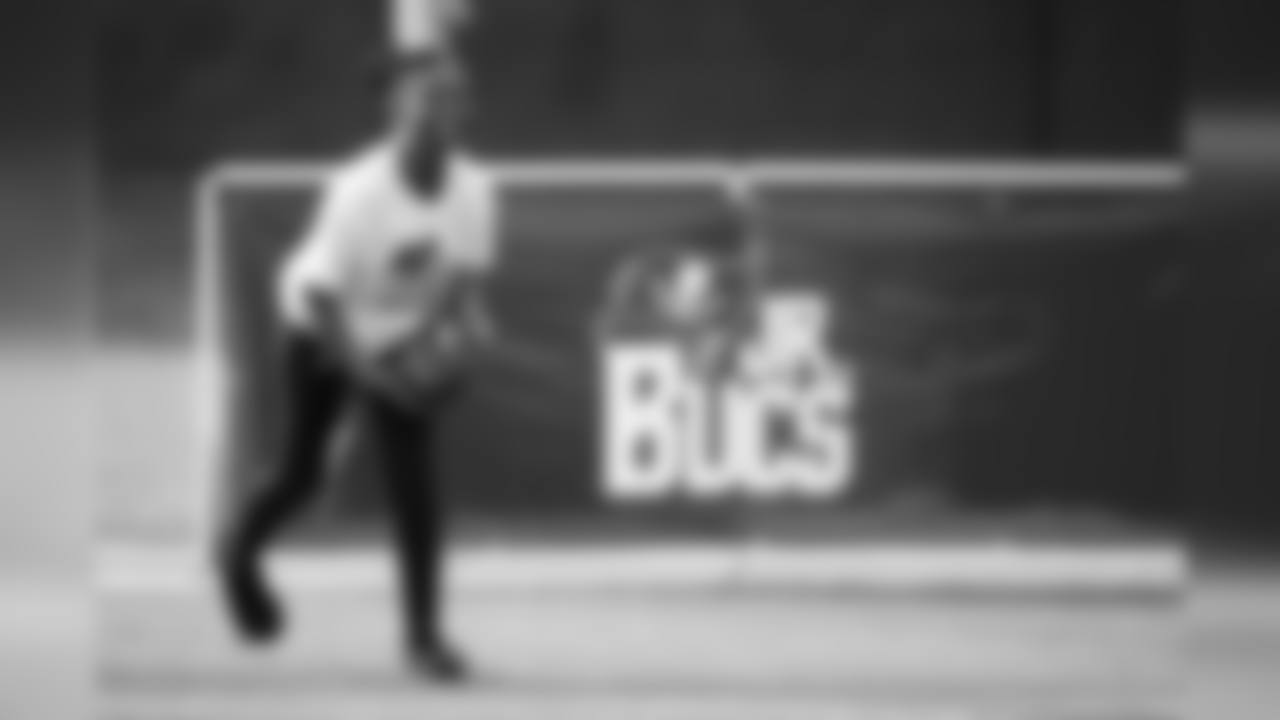 190112_KZ_JrBucsGirlsFlag_0033