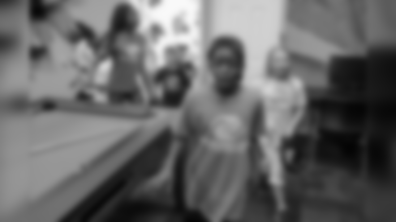 190510_MC_BucsDayOfServiceWEB_0140
