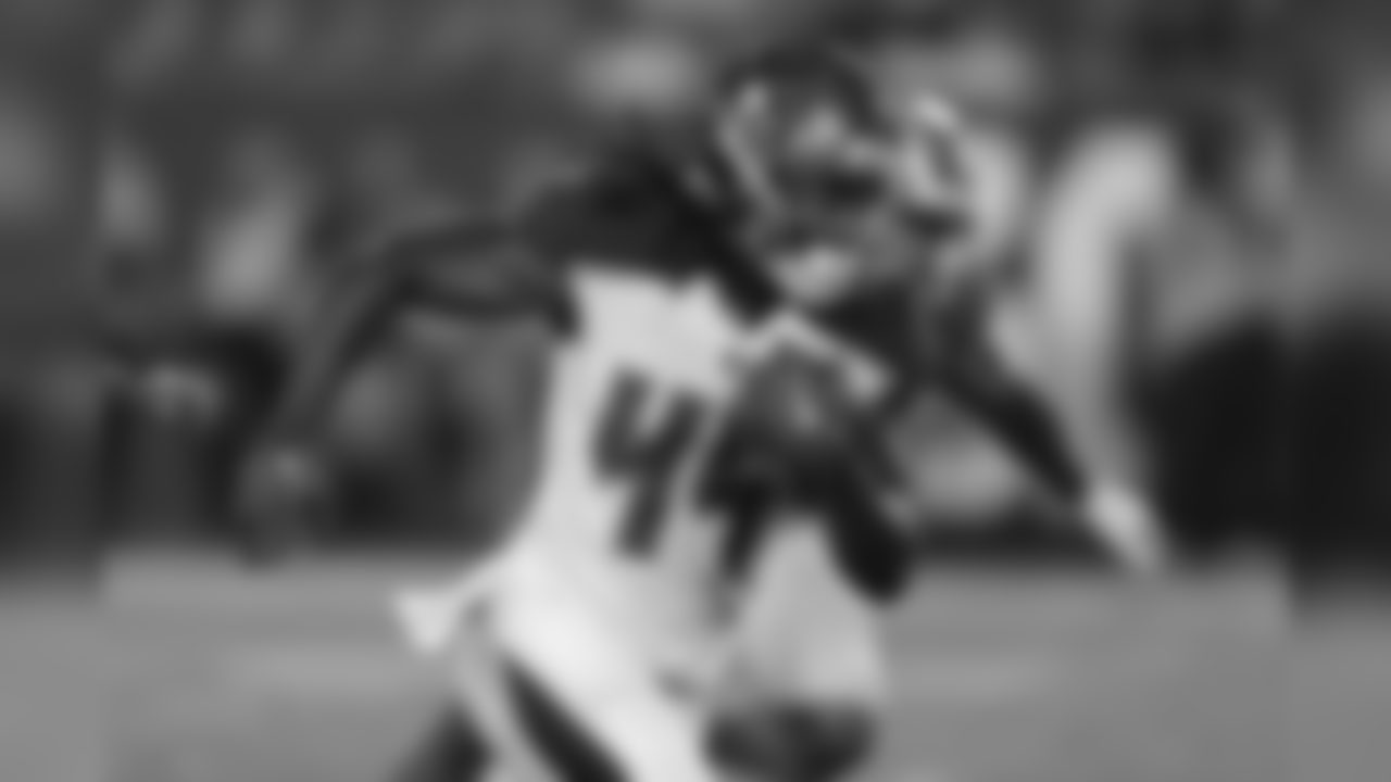 RB Dare Ogunbowale, No. 44