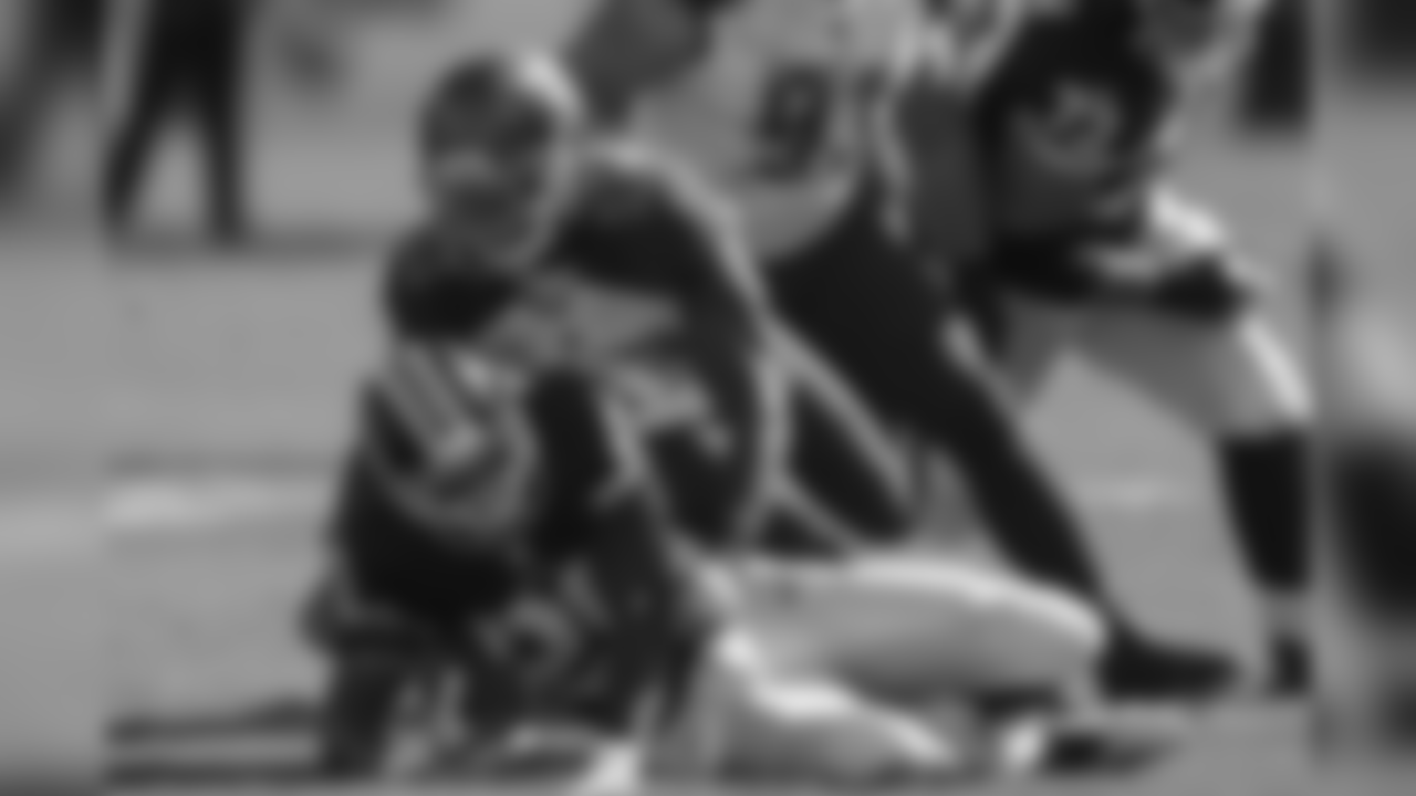 LB Adarius Taylor, No. 53