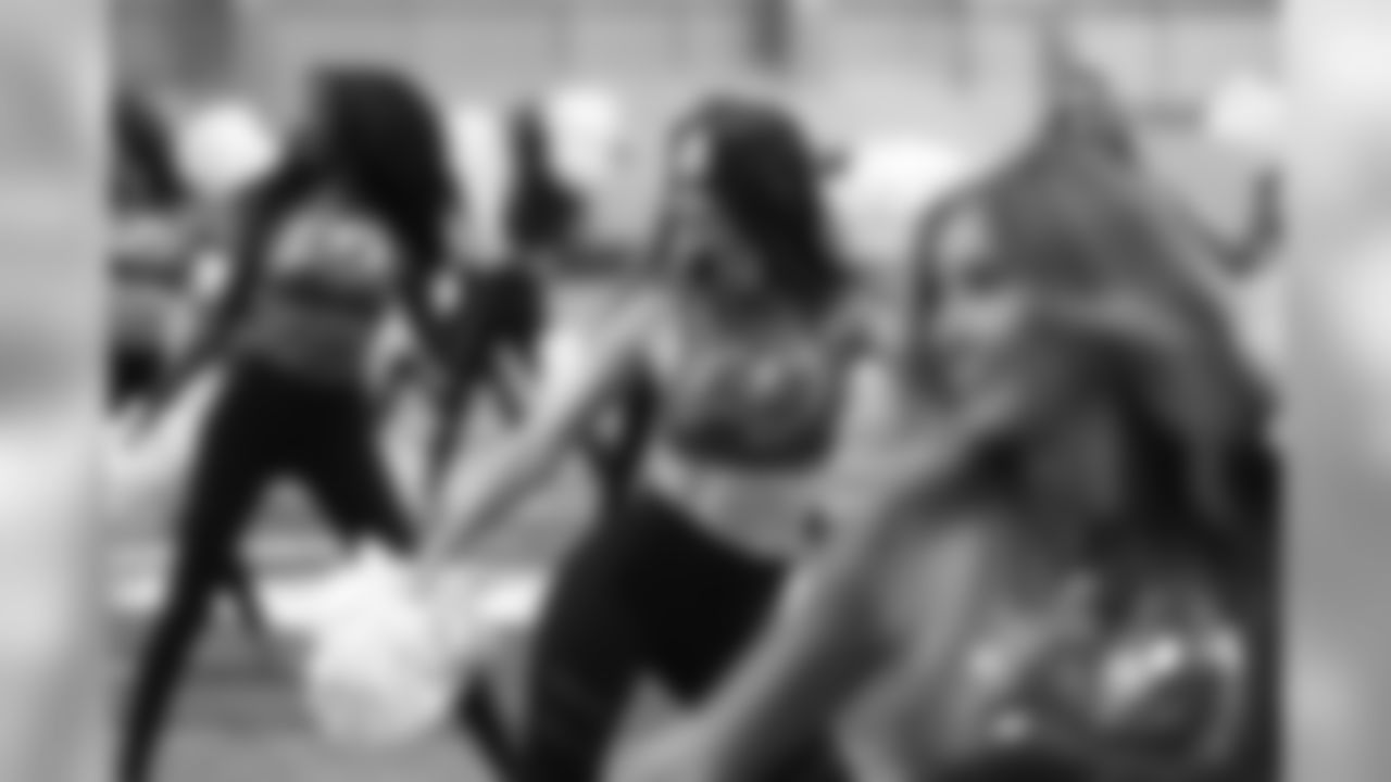 180913_KZ_Cheer_Practice_0013