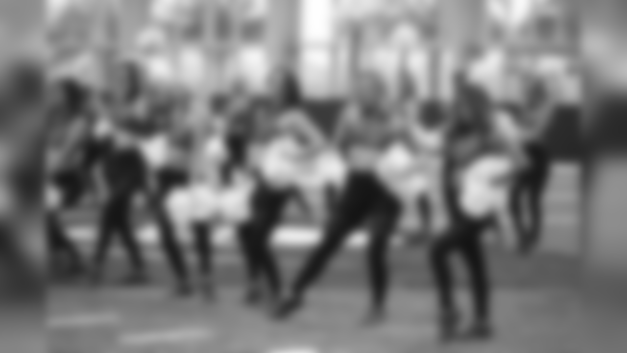 180913_KZ_Cheer_Practice_0007