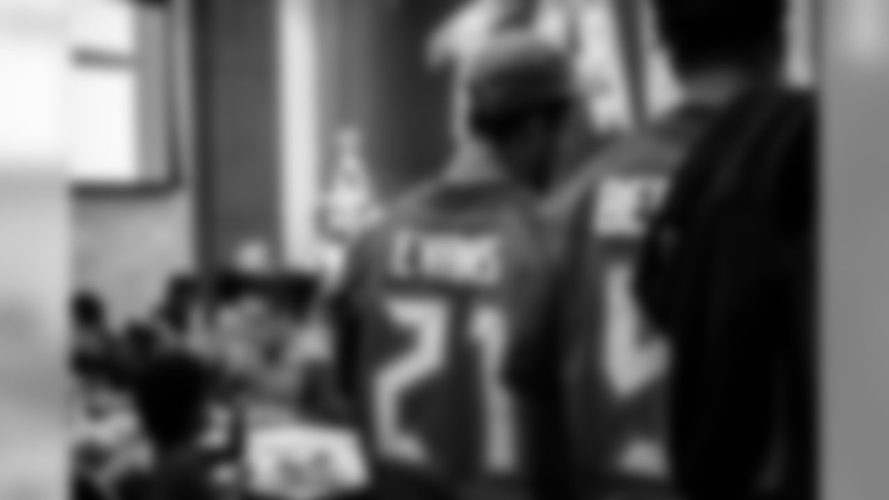181209_GL_JEWeb_081