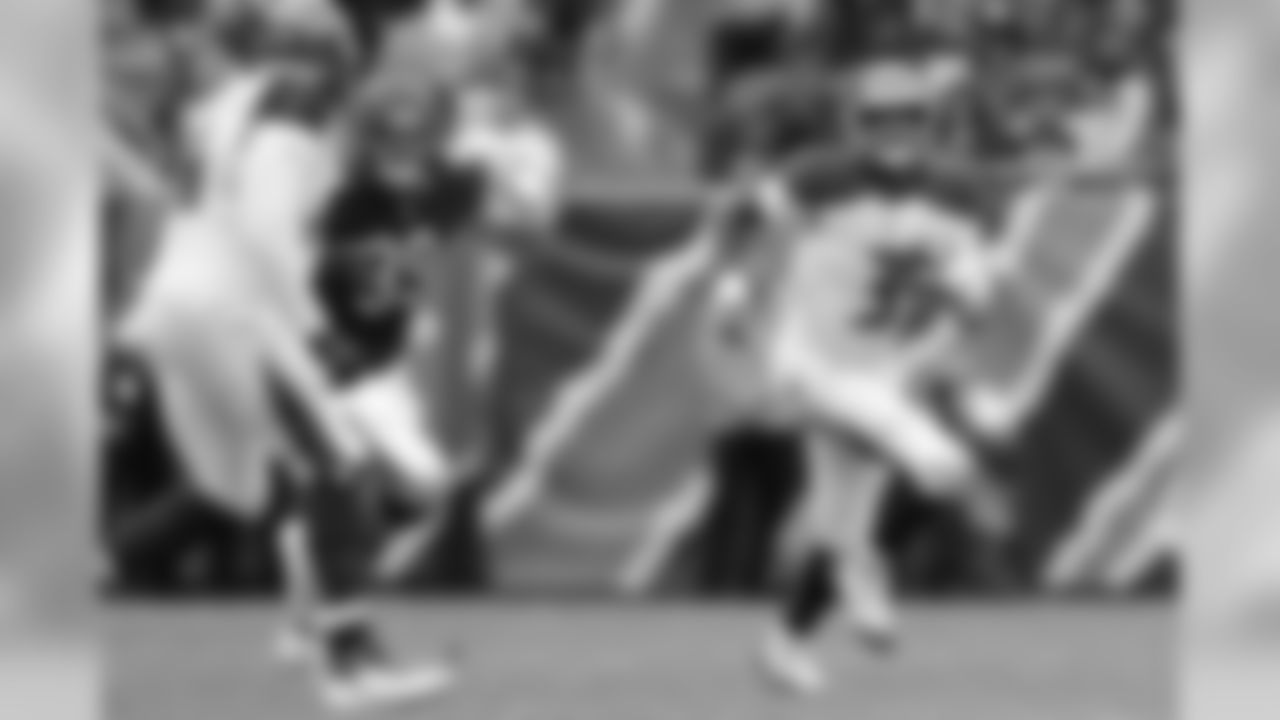QB Jameis Winston, No. 3