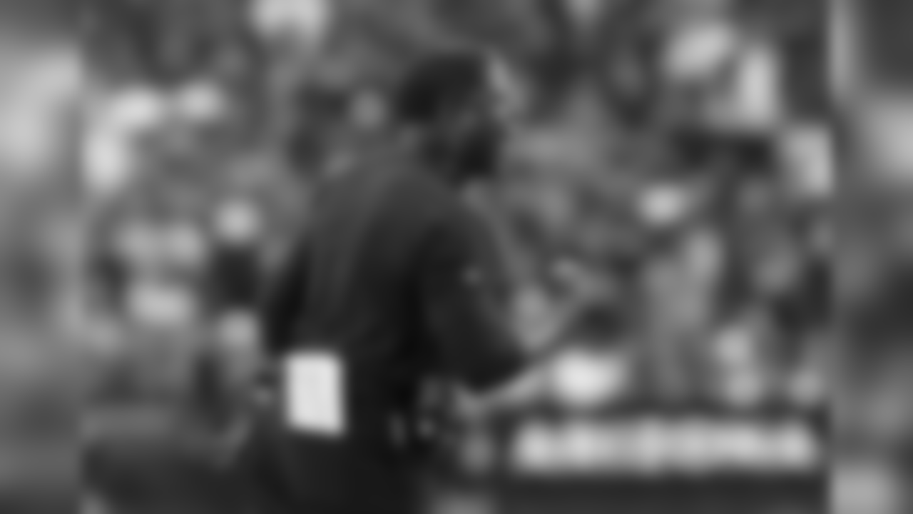Arizona Cardinals head coach Steve Wilks yells out from the sideline during the second half of an NFL football game against the Chicago Bears, Sunday, Sept. 23, 2018, in Glendale, Ariz.