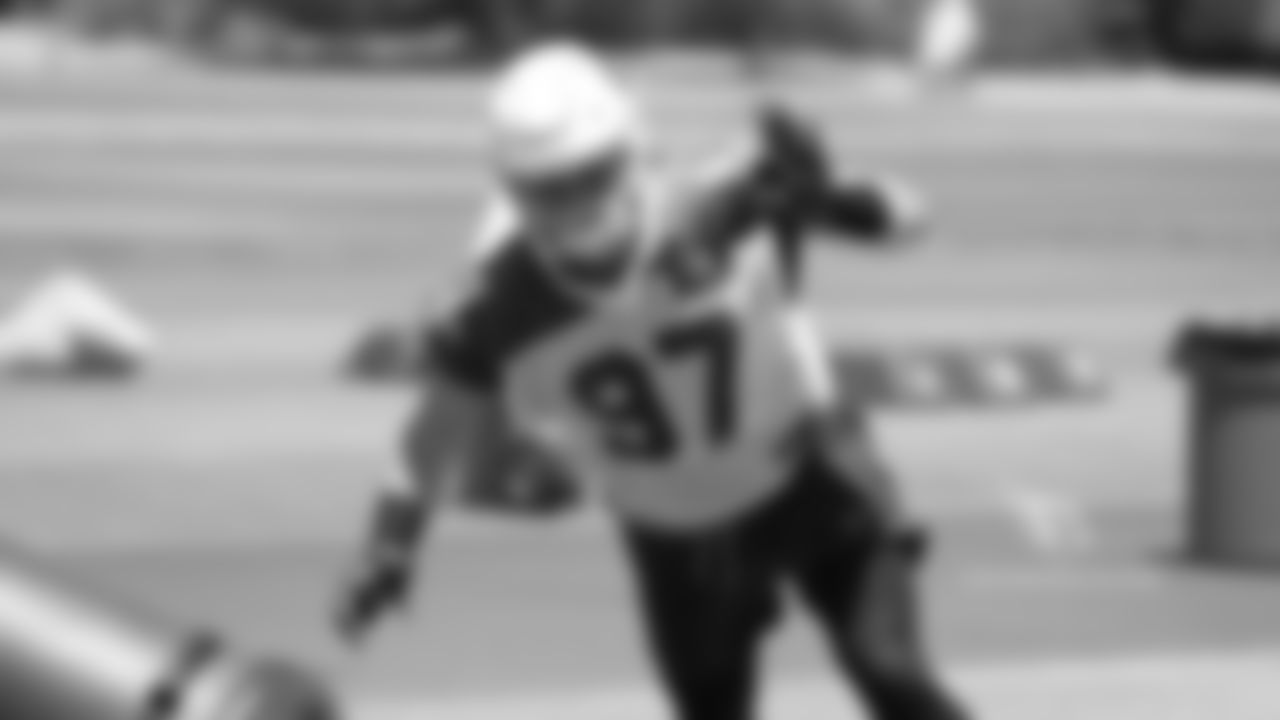 DE Zach Allen