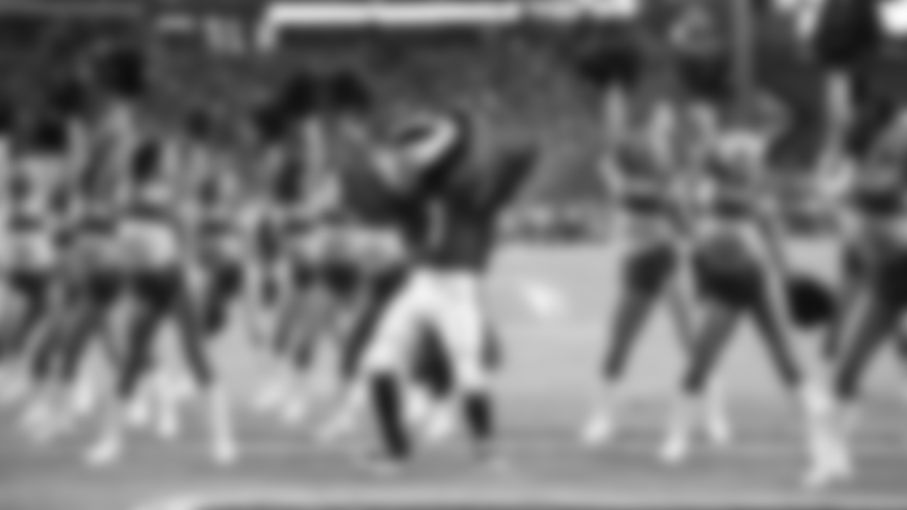 Images of the Cardinals cheerleaders during the Week 8 matchup vs. San Francisco