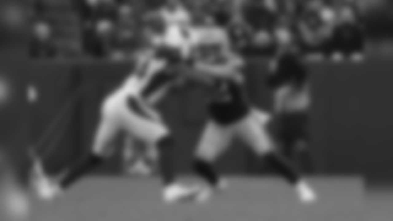 OLB Clay Matthews