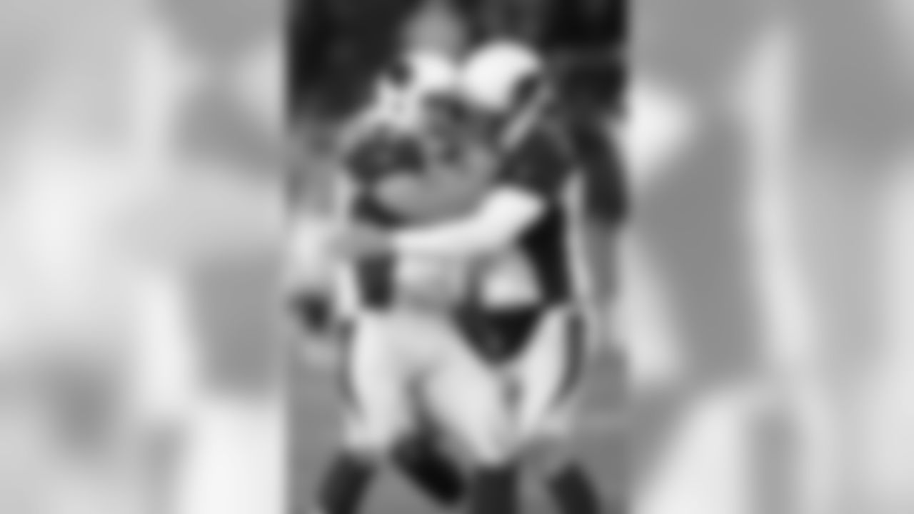 K Jay Feely hits the game-winning field goal against the Titans