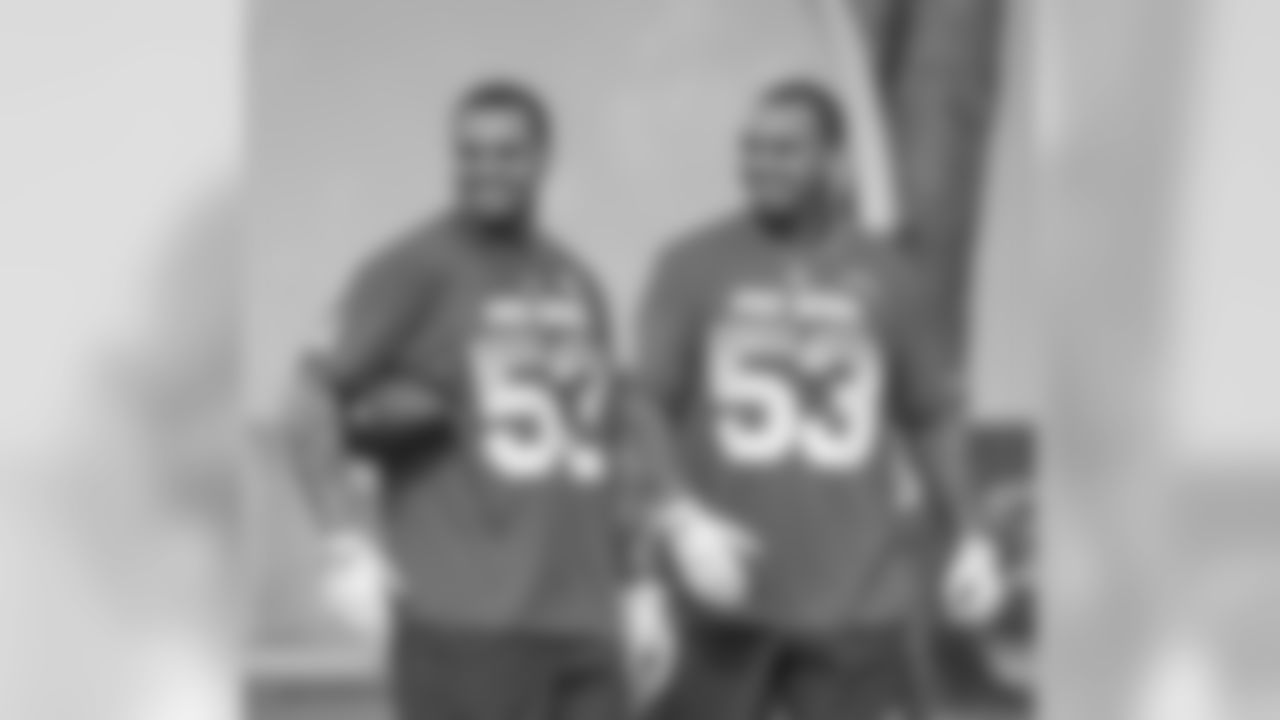 Twin brothers, Mike Pouncey and Steelers center Maurkice Pouncey, greet each other at Pro Bowl practice on Wed. Jan. 23, 2019 in Orlando, FL.