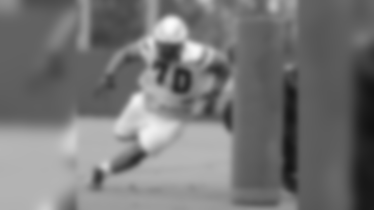 #70 DL Steven Richardson