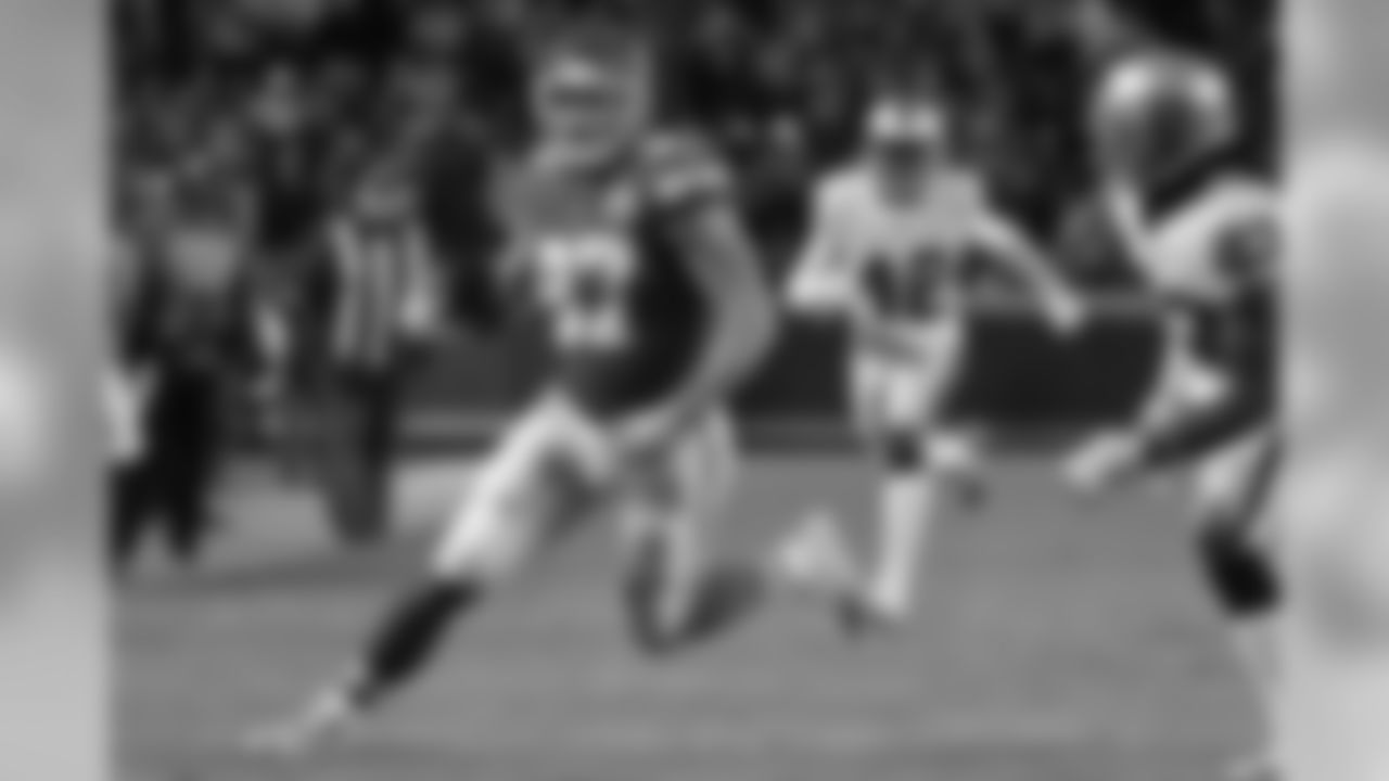 TE Travis Kelce - Kansas City Chiefs